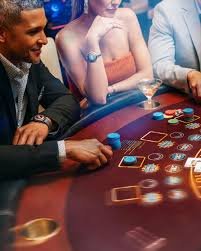 Layar pilihan permainan di China Pools mencakup taruhan sepak bola, live dealer, slot, dan pasar esports
